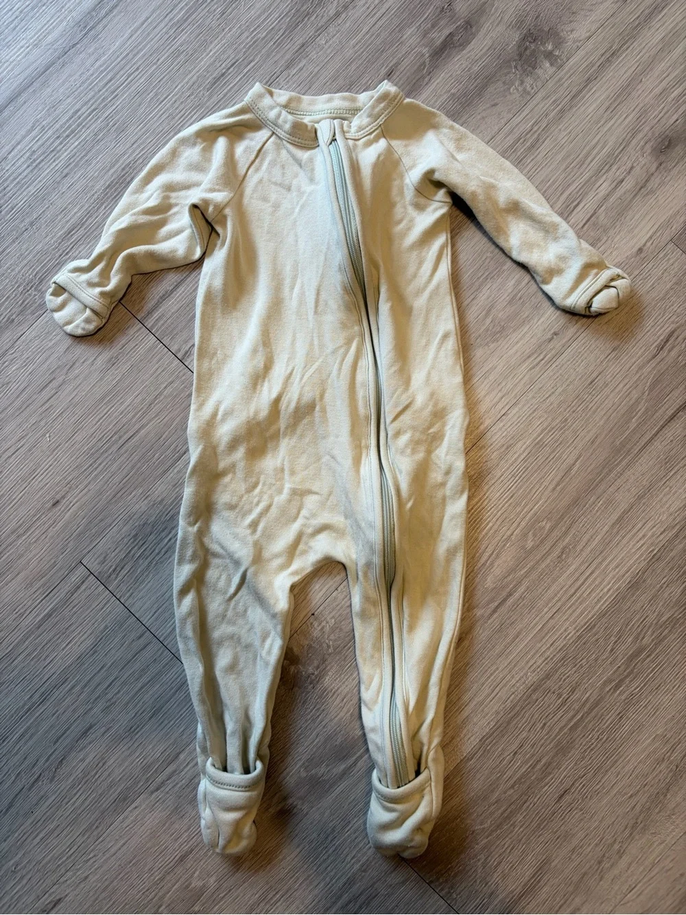 Cream Footed Baby One-Piece Zip Sleep and Play